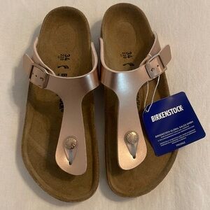 Girls Birkenstock T-Bar Sandal size 34 - NWT